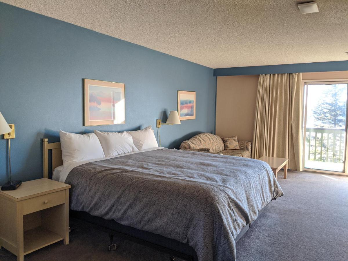The 108 Golf Resort 108 Mile Ranch 外观 照片