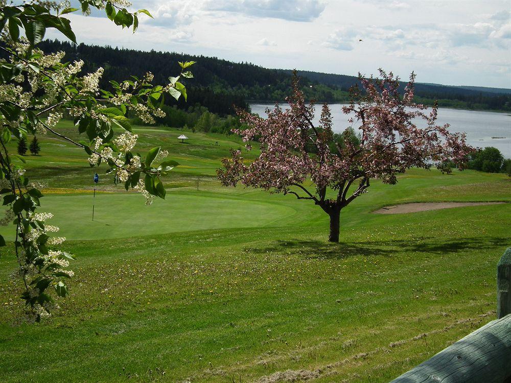 The 108 Golf Resort 108 Mile Ranch 外观 照片