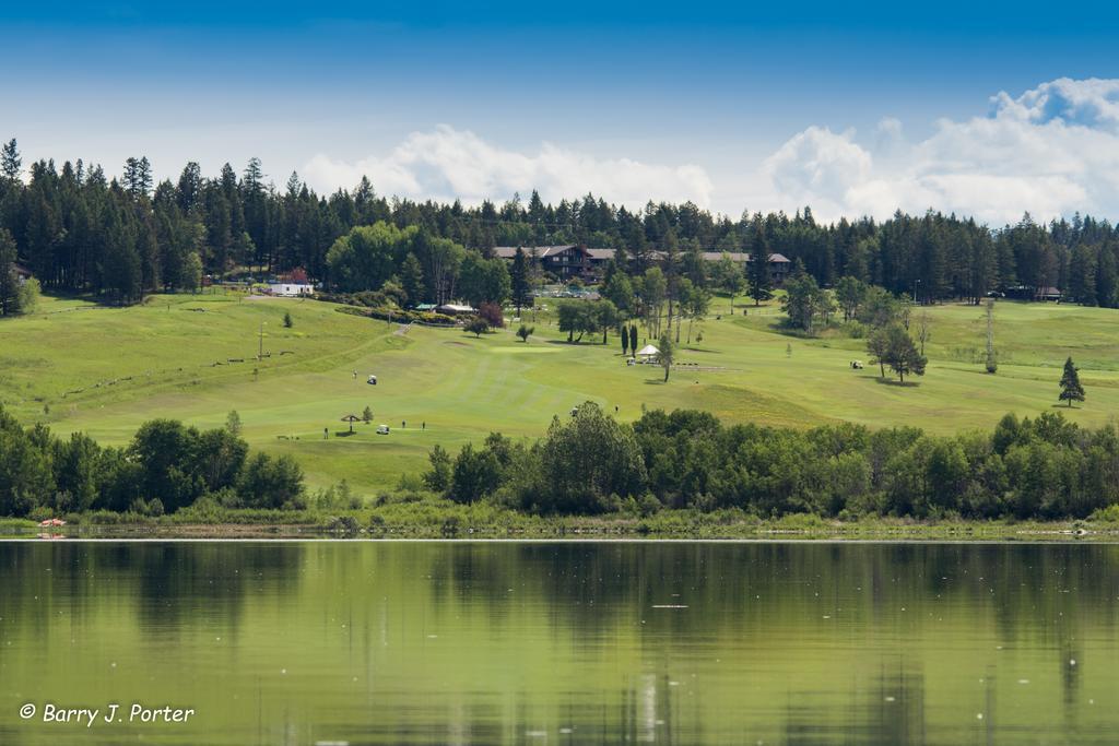 The 108 Golf Resort 108 Mile Ranch 外观 照片