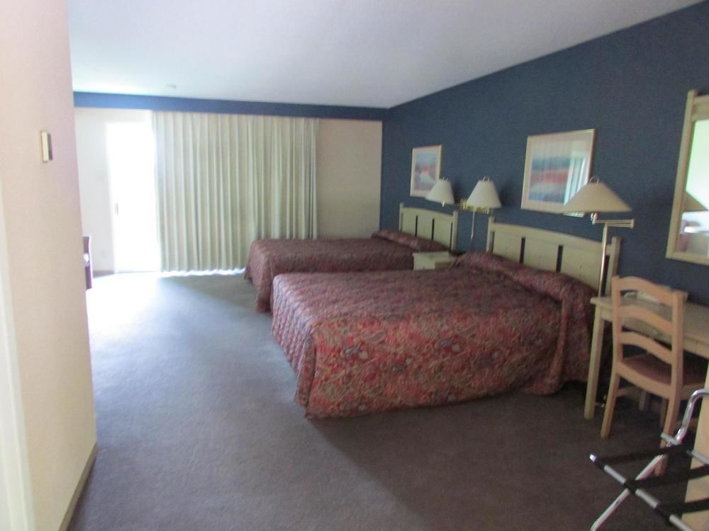 The 108 Golf Resort 108 Mile Ranch 外观 照片