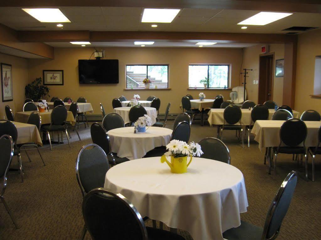 The 108 Golf Resort 108 Mile Ranch 外观 照片