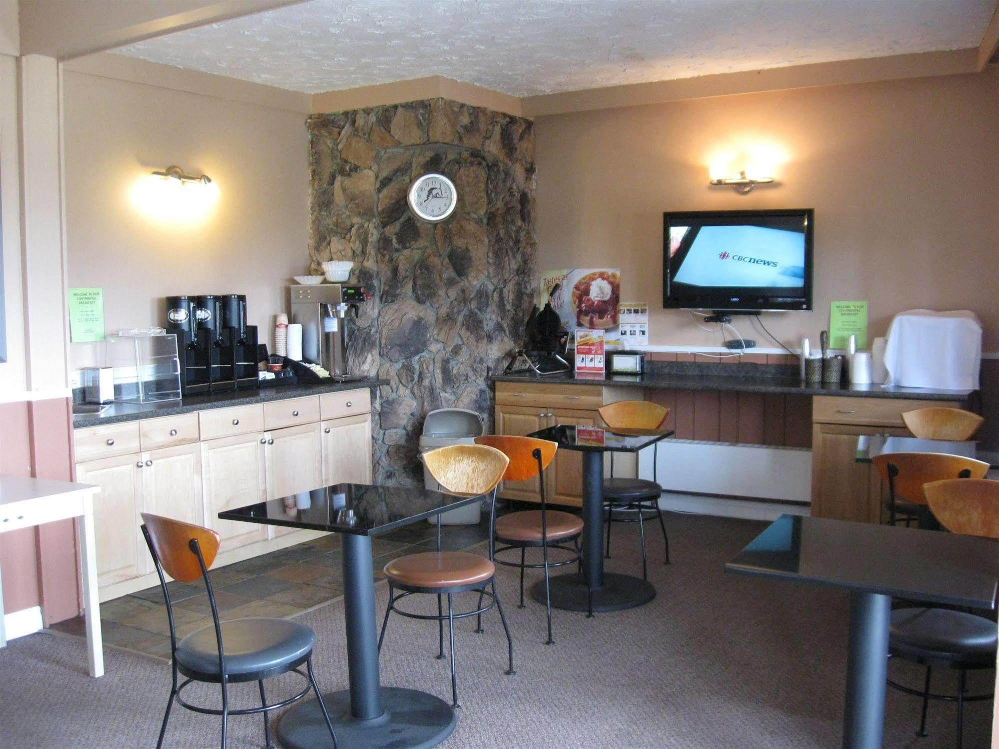 The 108 Golf Resort 108 Mile Ranch 外观 照片