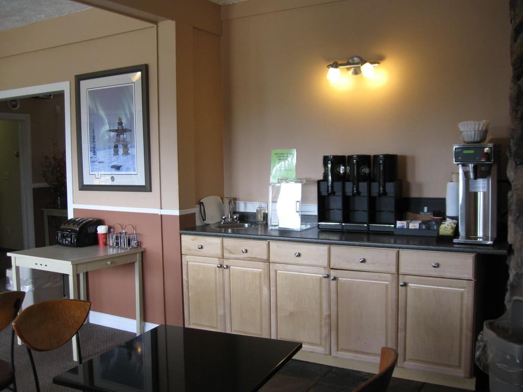 The 108 Golf Resort 108 Mile Ranch 外观 照片