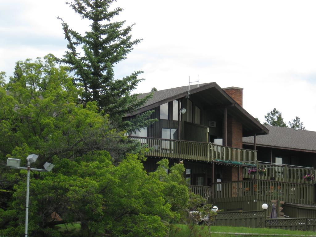 The 108 Golf Resort 108 Mile Ranch 外观 照片
