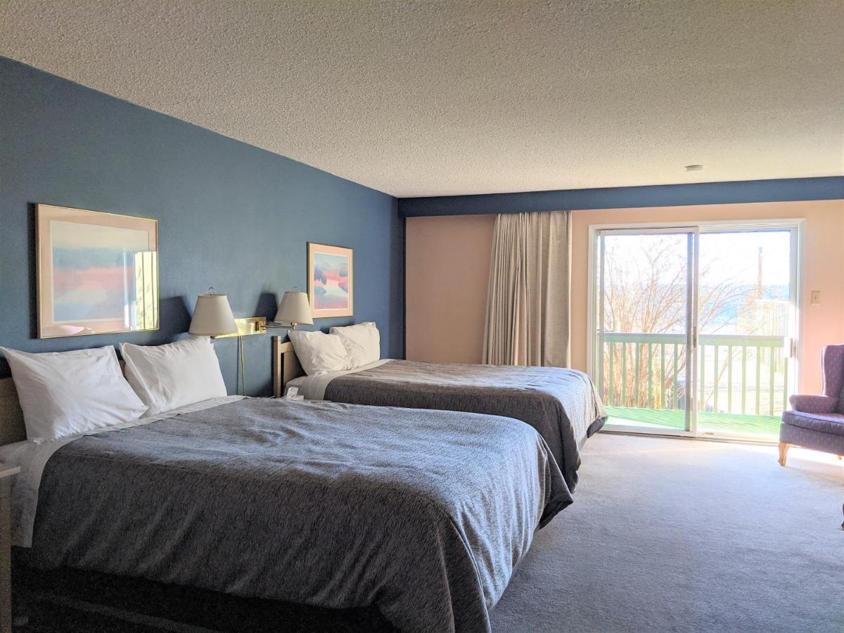 The 108 Golf Resort 108 Mile Ranch 外观 照片
